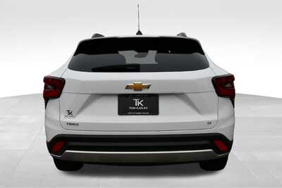 2025 Chevrolet Trax, $19578. Photo 6