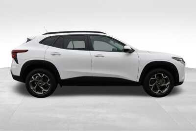 2025 Chevrolet Trax, $19578. Photo 9