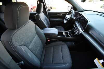 2027 Chevrolet Traverse, $49885. Photo 11