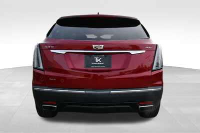 2020 Cadillac XT5, $23300. Photo 6