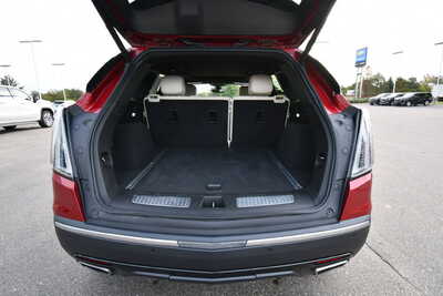 2020 Cadillac XT5, $23300. Photo 7