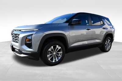 2027 Chevrolet Equinox, $33680. Photo 2