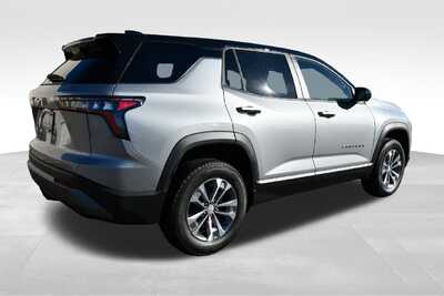 2027 Chevrolet Equinox, $33680. Photo 6