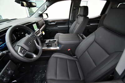 2026 Chevrolet 1500 Crew Cab, $67100. Photo 10
