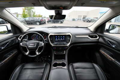 2022 GMC Acadia, $29300. Photo 3
