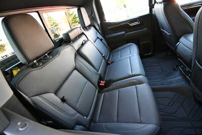 2026 Chevrolet 1500 Crew Cab, $58350. Photo 12