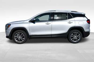 2022 GMC Terrain, $26219. Photo 3