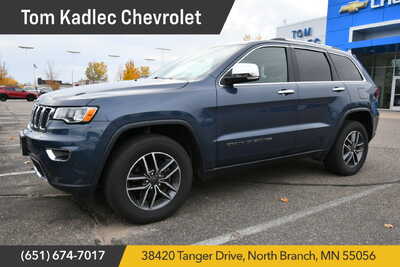 2020 Jeep Grand Cherokee, $21847. Photo 1
