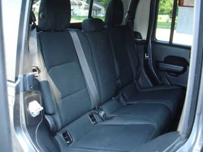 2021 Jeep Gladiator, $30975. Photo 8