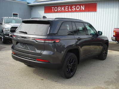 2025 Jeep Grand Cherokee, $43619. Photo 4
