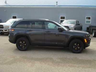 2025 Jeep Grand Cherokee, $43619. Photo 5