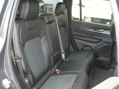 2025 Jeep Grand Cherokee, $43619. Photo 8