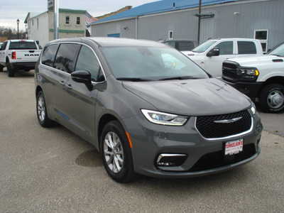 2025 Chrysler Pacifica, $47808. Photo 6