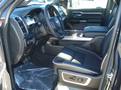 2025 RAM 1500 Crew Cab, $58271. Photo 7