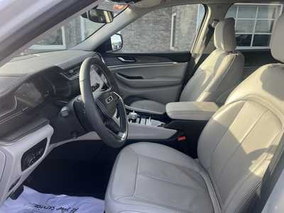 2023 Jeep Grand Cherokee L, $39975. Photo 9