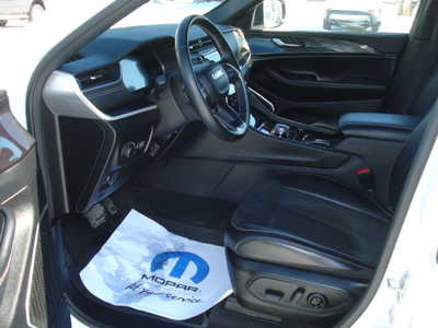 2022 Jeep Grand Cherokee, $31975. Photo 7