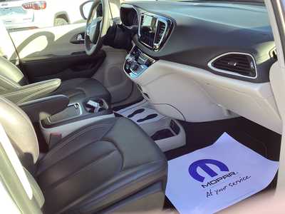 2024 Chrysler Pacifica, $32575. Photo 7