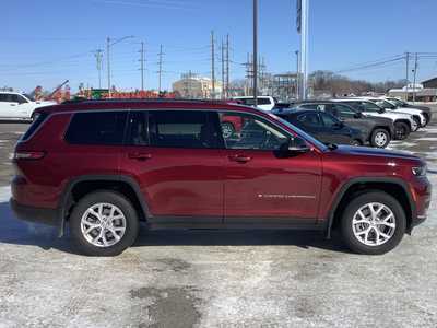 2022 Jeep Grand Cherokee L, $28575. Photo 4
