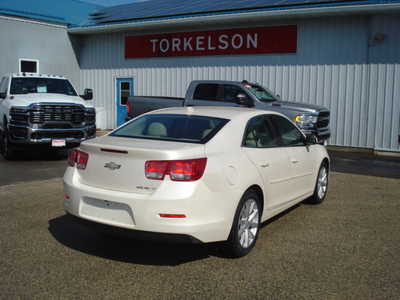 2013 Chevrolet Malibu, $6975. Photo 4