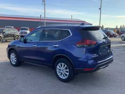 2018 Nissan Rogue, $14575. Photo 3