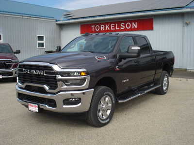 2025 RAM 2500 Crew Cab, $73036. Photo 1