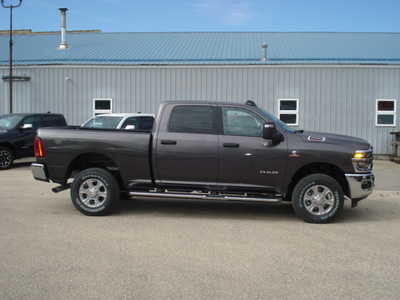 2025 RAM 2500 Crew Cab, $73036. Photo 5