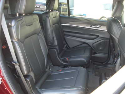 2025 Jeep Grand Cherokee L, $46215. Photo 8