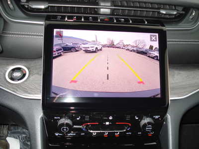 2025 Jeep Grand Cherokee L, $46937. Photo 11