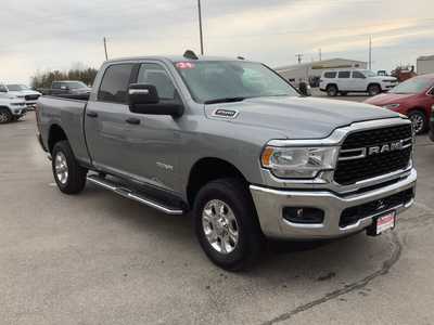 2024 RAM 2500 Crew Cab, $46975. Photo 3