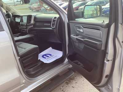 2019 RAM 1500 Crew Cab, $25575. Photo 7