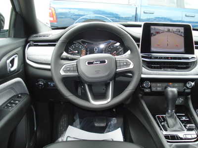 2025 Jeep Compass, $29222. Photo 7