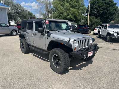 2010 Jeep Wrangler Unlimited, $12975. Photo 2