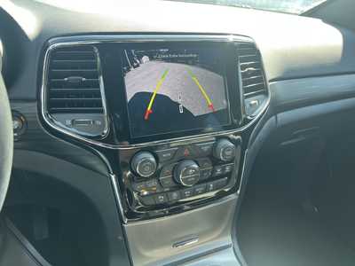 2020 Jeep Grand Cherokee, $25575. Photo 8