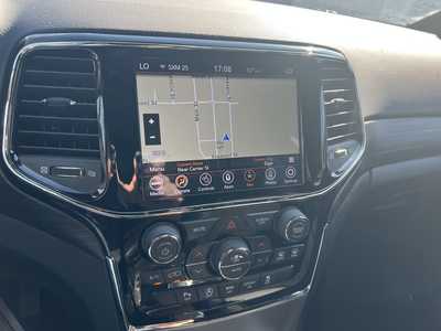 2020 Jeep Grand Cherokee, $25575. Photo 9