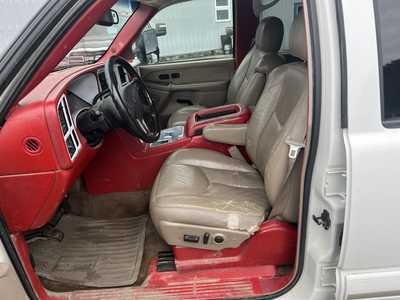 2003 Chevrolet 1500 Crew Cab, $2575. Photo 8
