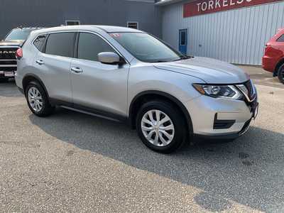 2017 Nissan Rogue, $11975. Photo 4