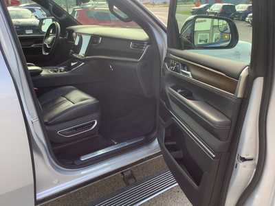 2023 Jeep Grand Wagoneer, $58975. Photo 7
