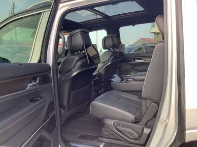 2023 Jeep Grand Wagoneer, $58975. Photo 8