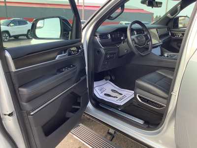 2023 Jeep Grand Wagoneer, $58975. Photo 10