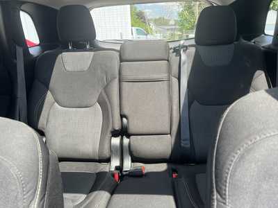 2015 Jeep Cherokee, $9975. Photo 7