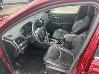 2021 Jeep Cherokee, $26575. Photo 5