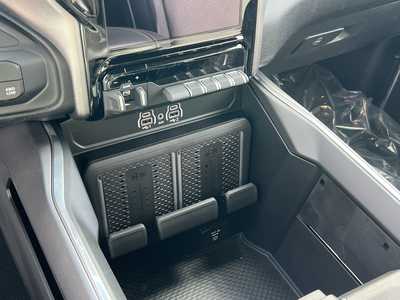 2026 RAM 2500 Crew Cab, $69352. Photo 8
