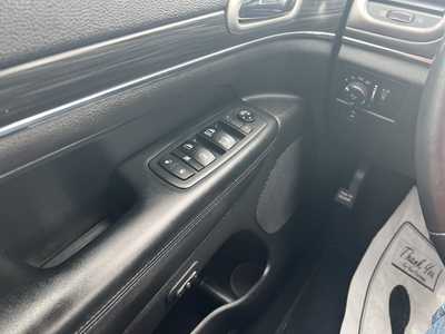 2019 Jeep Grand Cherokee, $15975. Photo 12