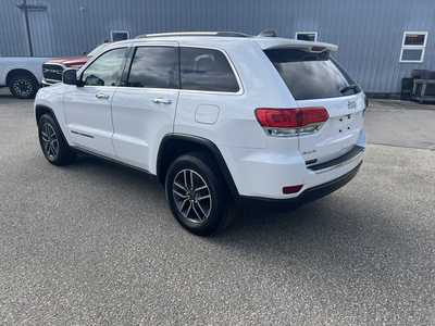 2019 Jeep Grand Cherokee, $20975. Photo 2