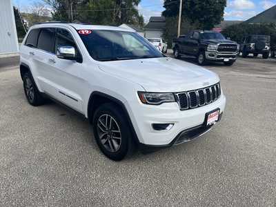 2019 Jeep Grand Cherokee, $20975. Photo 3
