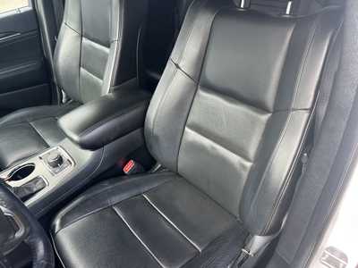 2019 Jeep Grand Cherokee, $20975. Photo 5