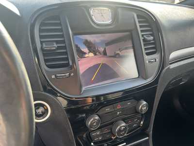 2015 Chrysler 300, $13975. Photo 8