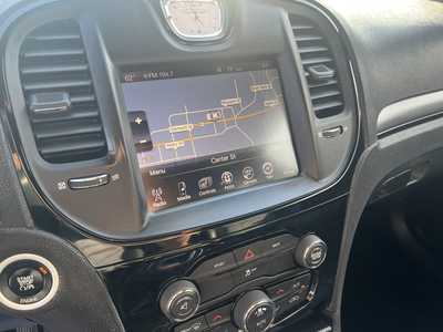 2015 Chrysler 300, $13975. Photo 9