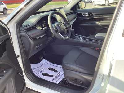 2026 Jeep Compass, $34615. Photo 10