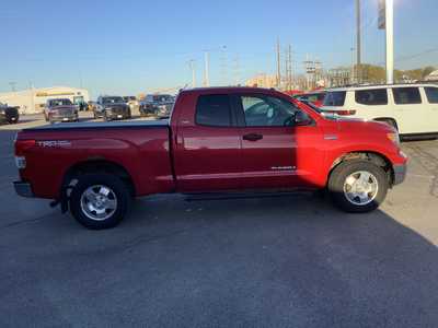 2011 Toyota Tundra Crew Cab, $10975. Photo 5